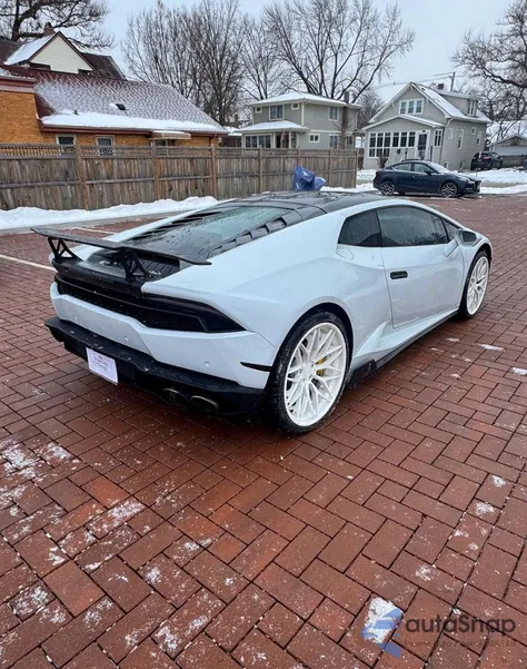 2015 Lamborghini Huracan z USA, uszkodzony, nr VIN ZHWUC1ZF8FLA03249